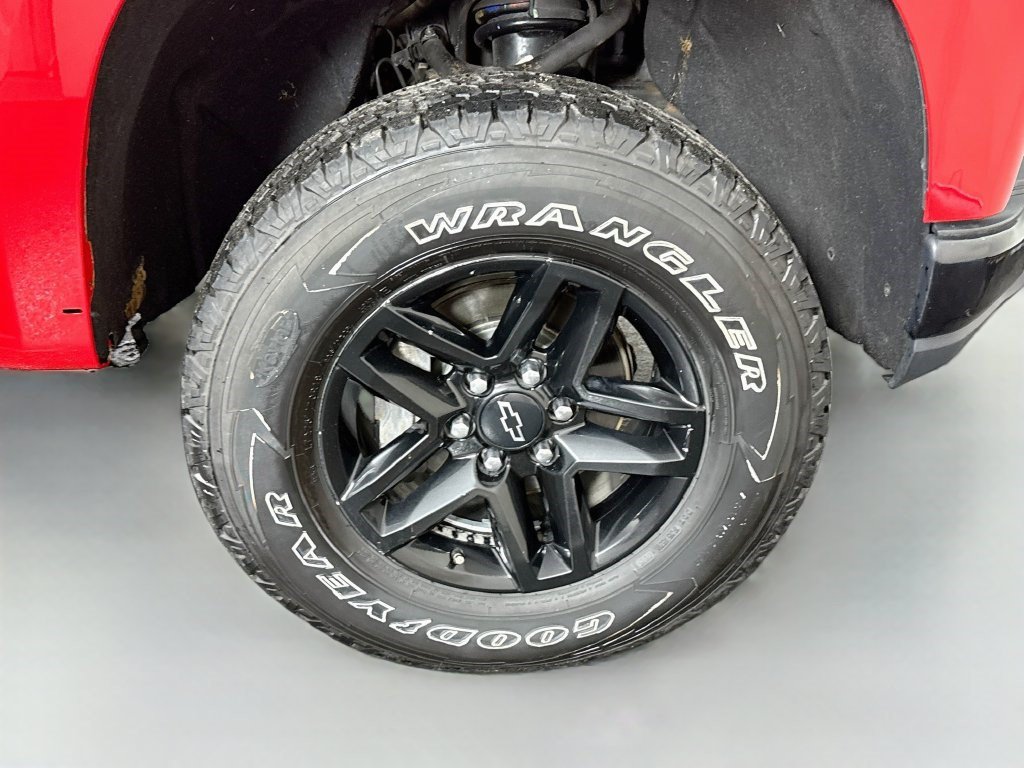 Used 2022 Chevrolet Silverado 1500 Custom Trail Boss w/ Safety Confidence Package AWD/4WD image 29
