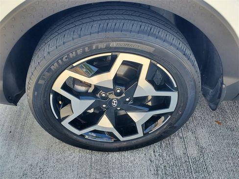 Used 2022 Hyundai Santa Cruz Limited image 4