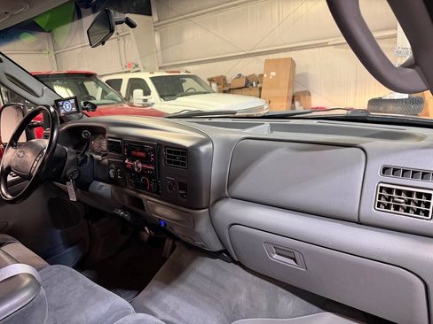Used 2003 Ford F250 XLT AWD/4WD image 33