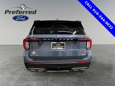 Used 2026 Ford Explorer Active w/ Active Comfort Package image 22