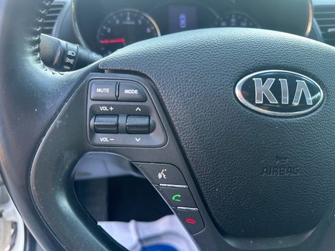Used 2015 Kia Forte Koup EX FWD image 18
