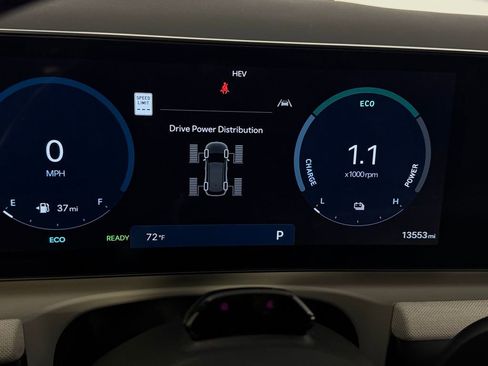 Used 2025 Hyundai Tucson Limited image 22