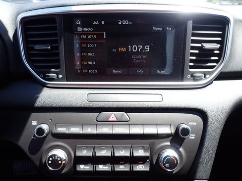 Used 2020 Kia Sportage LX AWD/4WD image 28