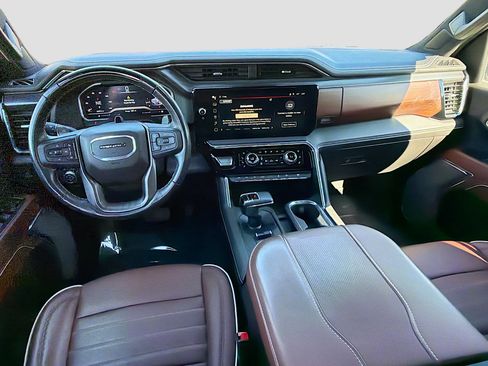 Used 2024 GMC Sierra 1500 Denali Ultimate image 16