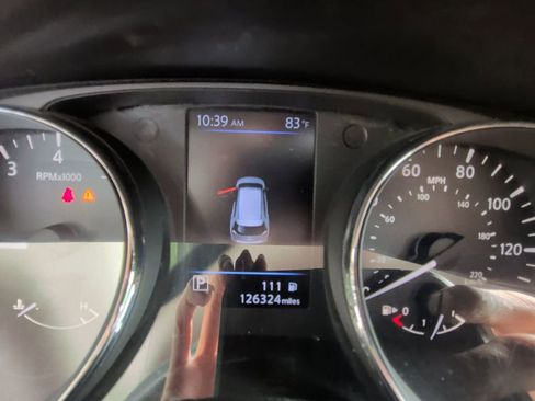 Used 2020 Nissan Rogue SL AWD/4WD image 16