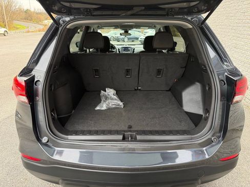 Used 2022 Chevrolet Equinox LS w/ LS Convenience Package AWD/4WD image 7