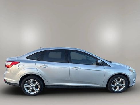 Used 2013 Ford Focus SE image 8