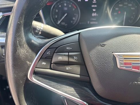 Used 2022 Cadillac XT5 Premium Luxury w/ Technology Package AWD/4WD image 20