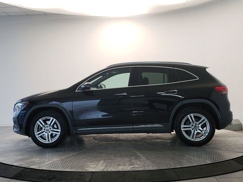 Certified 2021 Mercedes-Benz GLA 250 4MATIC image 2