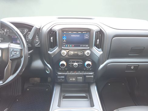 Used 2021 GMC Sierra 1500 AT4 AWD/4WD image 16