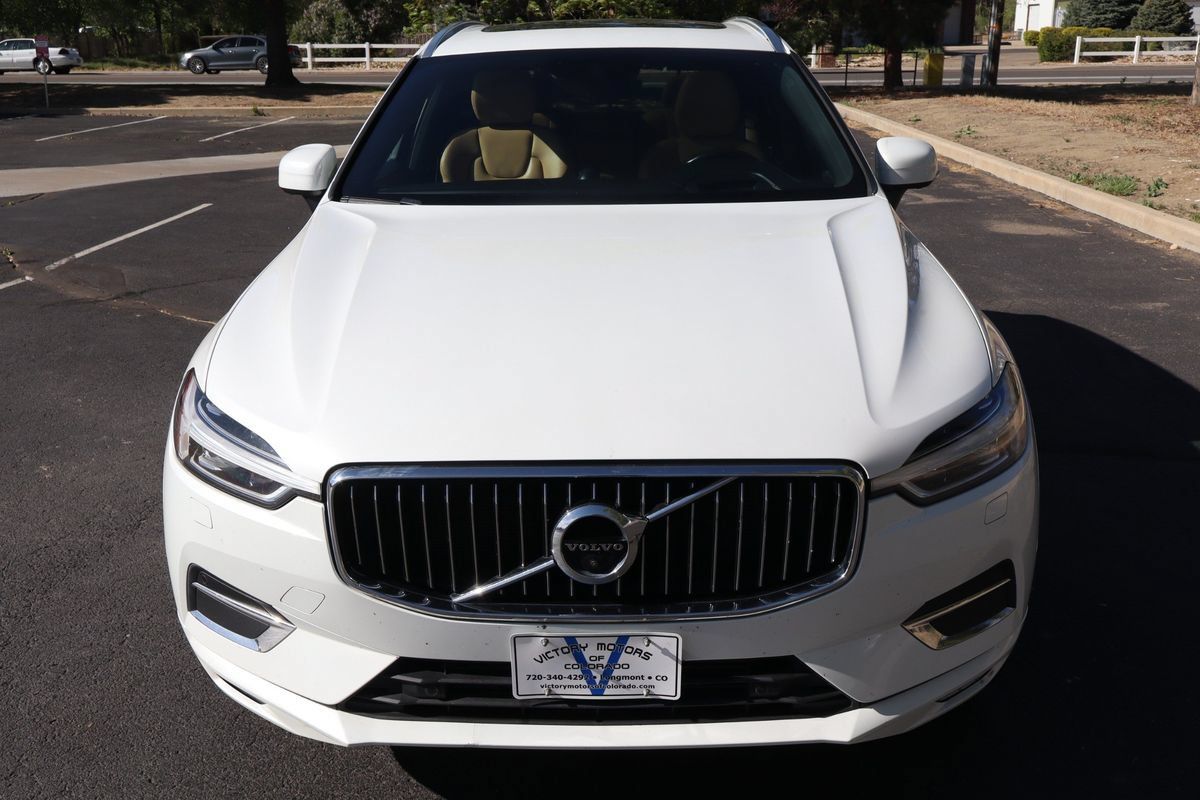 Used 2019 Volvo XC60 T5 Inscription w/ Protection Package AWD/4WD image 12