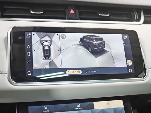 Used 2021 Land Rover Range Rover Evoque SE image 20