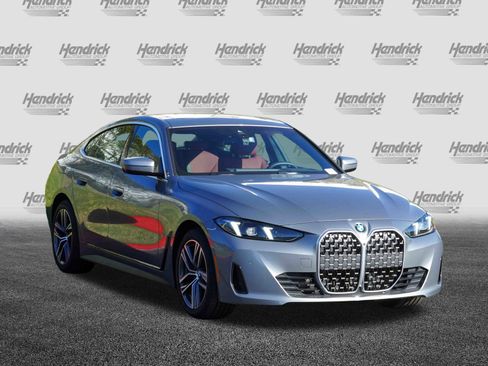 Certified 2025 BMW 430i image 2