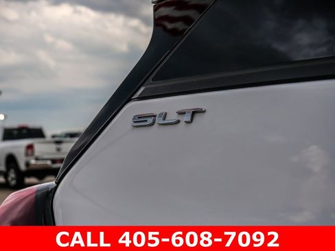 Certified 2024 GMC Terrain SLT AWD/4WD image 11
