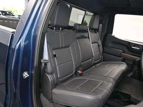 Used 2022 Chevrolet Silverado 1500 High Country image 44