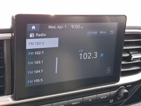 Certified 2022 Hyundai Venue SEL image 14