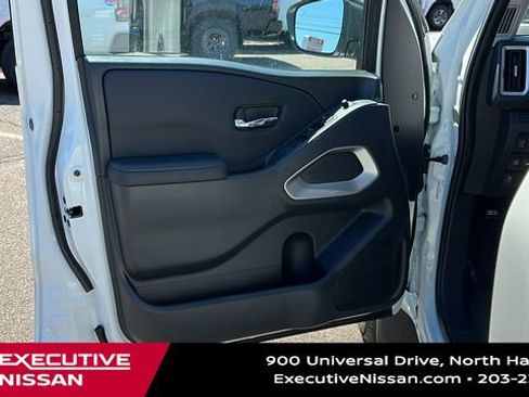 New 2025 Nissan Frontier SV image 9