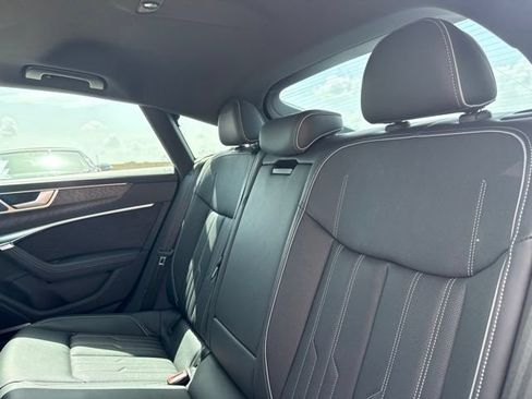 Used 2022 Audi A7 3.0T Prestige w/ Luxury Package AWD/4WD image 12