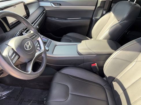 Used 2024 Hyundai Palisade SEL w/ Premium Package image 9