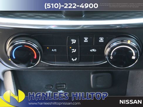 Used 2025 Buick Encore GX Preferred FWD image 23