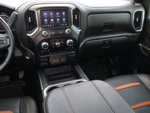 Used 2023 GMC Sierra 3500 AT4 w/ Gooseneck/5TH Wheel Package image 12