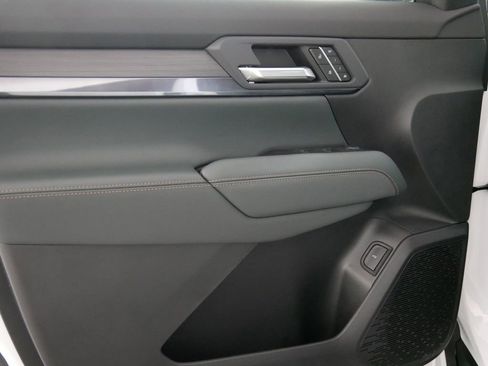 New 2026 GMC Terrain AT4 w/ Convenience Package III image 14