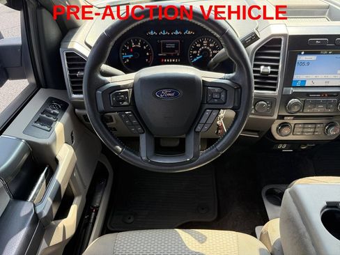 Used 2016 Ford F150 XLT w/ Equipment Group 302A Luxury AWD/4WD image 14