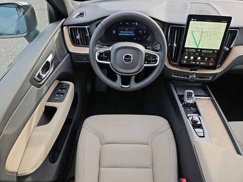 New 2026 Volvo XC60 B5 Plus w/ Protection Package Premier image 9