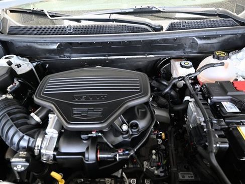 Used 2025 Cadillac XT5 Premium Luxury image 29