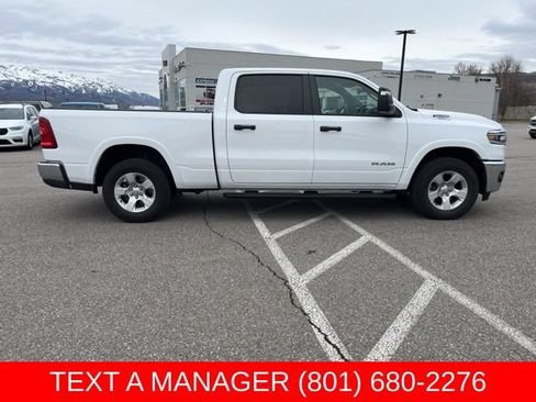 Used 2025 RAM 1500 Big Horn AWD/4WD image 2