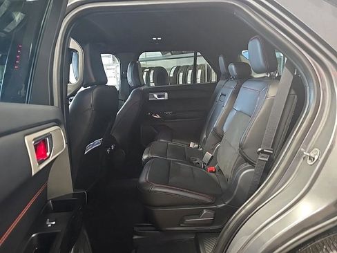 Used 2022 Ford Explorer ST-Line image 26