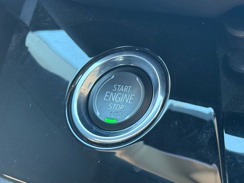 Used 2025 Buick Envision Preferred image 27