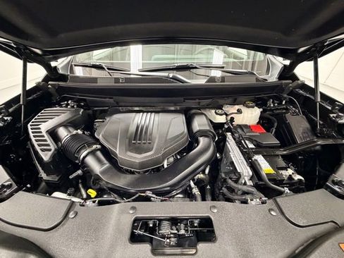 Certified 2024 Chevrolet Traverse RS image 34