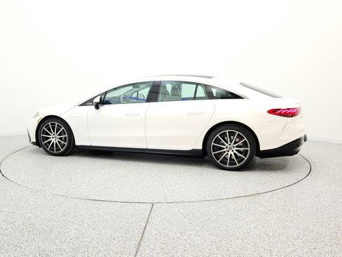 Used 2023 Mercedes-Benz EQS 450+ Sedan image 8
