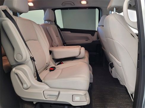 Used 2025 Honda Odyssey EX-L image 17