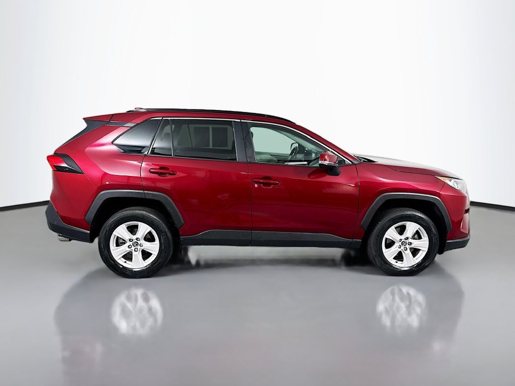 Used 2021 Toyota RAV4 XLE w/ Convenience Package AWD/4WD image 6