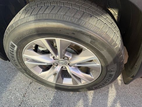 Used 2014 Toyota Highlander Plus image 15