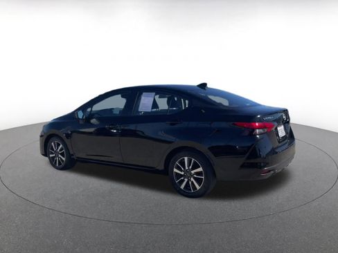 Used 2025 Nissan Versa SV image 10