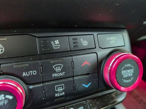 Used 2024 Dodge Durango R/T image 24