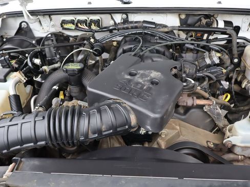 Used 2011 Ford Ranger XLT AWD/4WD image 35