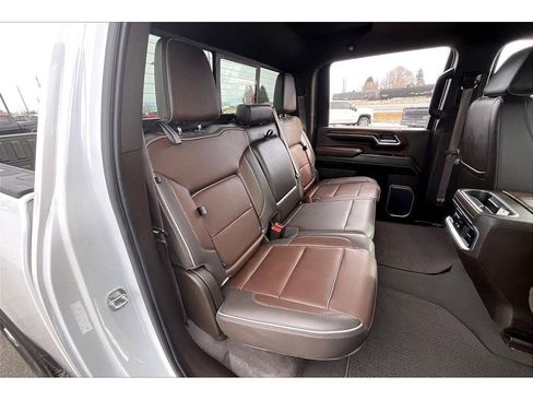 Used 2024 GMC Sierra 3500 Denali w/ Technology Package AWD/4WD image 28