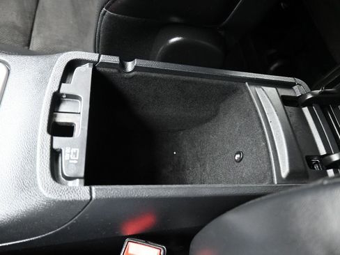 Used 2020 Jeep Grand Cherokee Altitude image 25