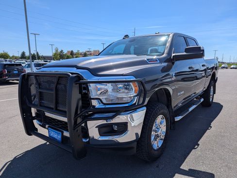 Used 2020 RAM 2500 Big Horn w/ Level 1 Equipment Group AWD/4WD image 7
