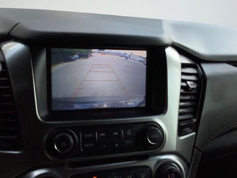 Used 2019 Chevrolet Tahoe LT AWD/4WD image 17