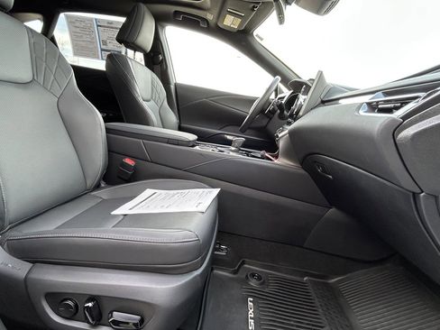 Used 2024 Lexus RX 350 AWD w/ Technology Package image 19