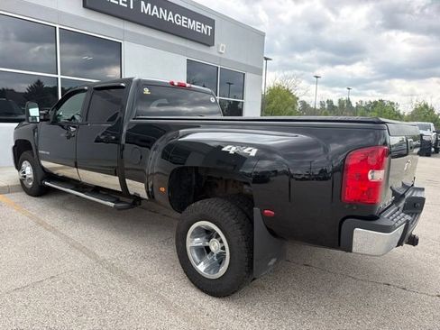 Used 2008 Chevrolet Silverado 3500 LTZ w/ EZ-Lift Tailgate Package AWD/4WD image 4