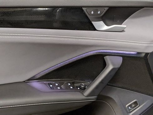 New 2025 Volkswagen Tiguan SE R-Line image 10