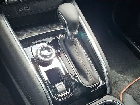 New 2025 GMC Canyon AT4 w/ Nightfall Edition image 37