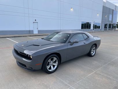 Used 2019 Dodge Challenger SXT