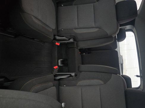 Used 2021 Chevrolet Traverse LT AWD/4WD image 18